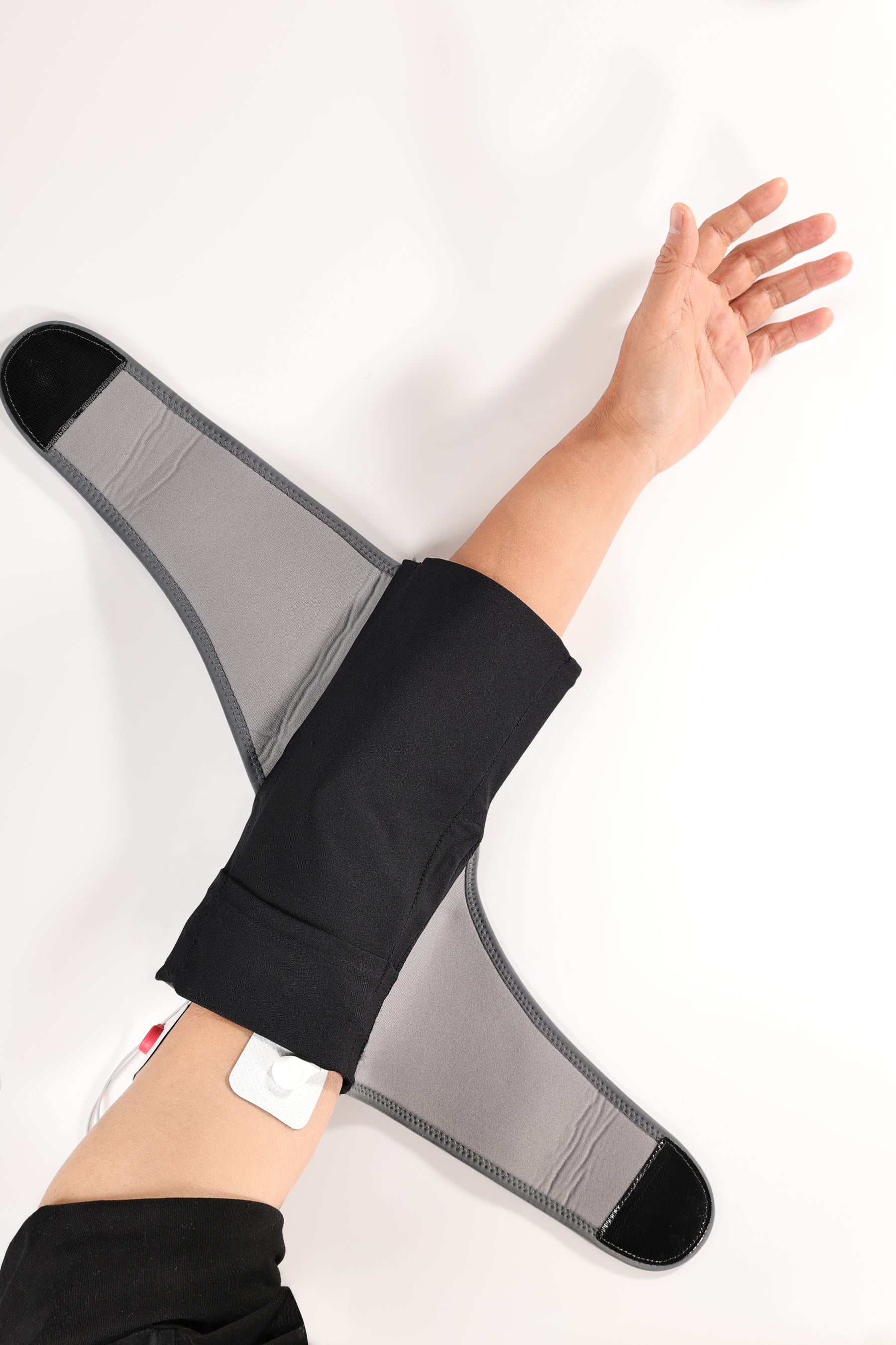 全球最輕的肌電驅動自助中風三合一醫療器材:Mobilexo Arm(家用版)