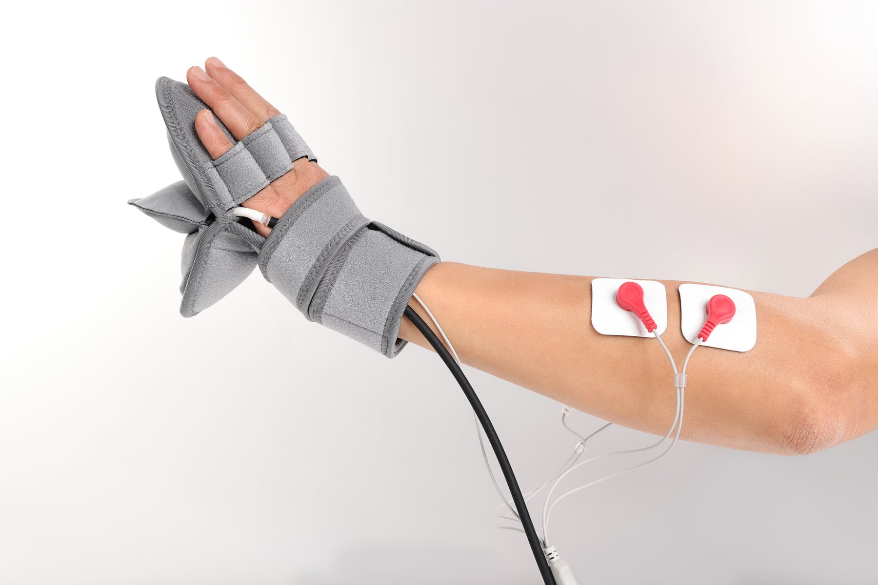 全球最輕的肌電驅動自助中風三合一醫療器材:Mobilexo Arm(家用版)